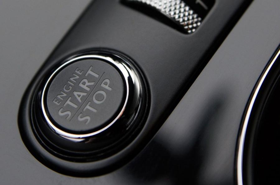  Bentley Continental GT V8 2013 года  (фото 9 из 38)